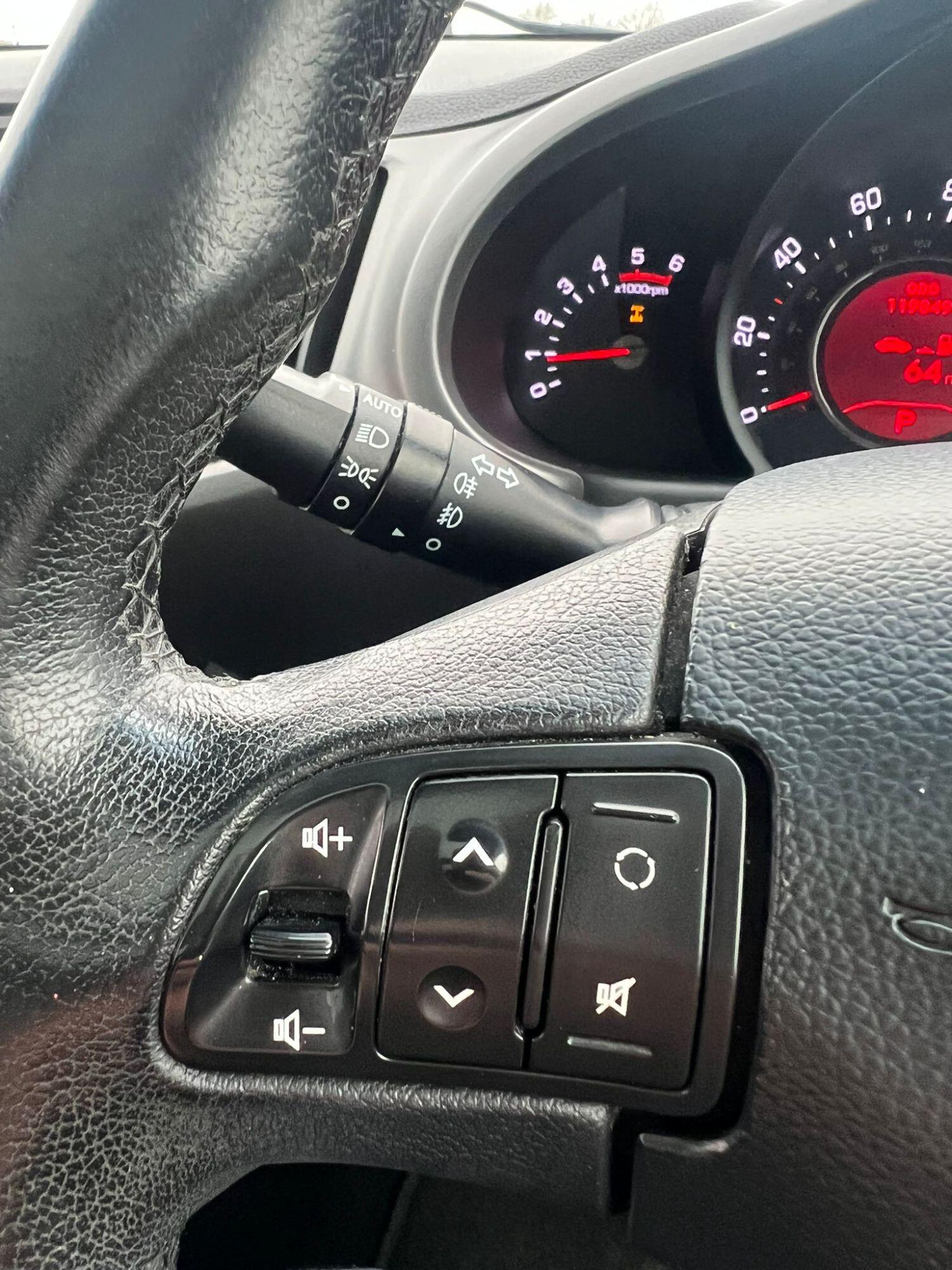 Used KIA SPORTAGE 2012 Black in Royston, Cambridgeshire Royston Car Sales