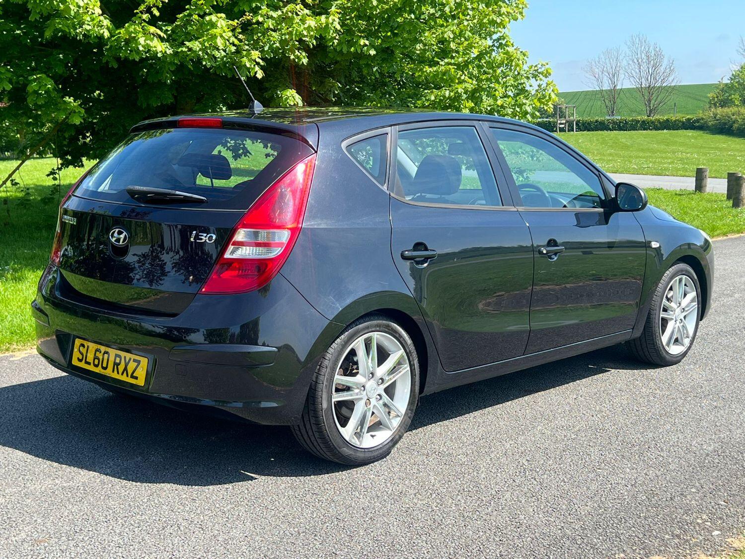 Used HYUNDAI I30 2010 Black in Royston, Cambridgeshire Royston Car Sales