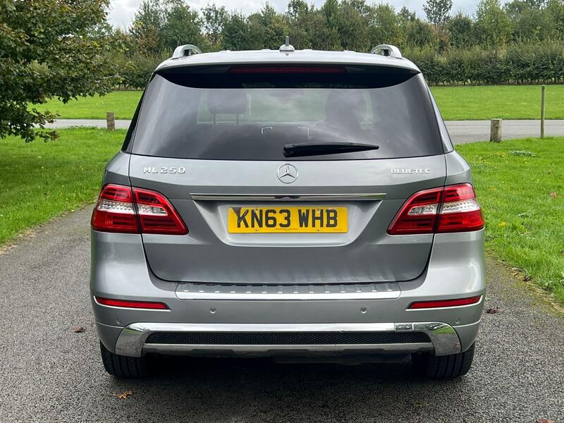 MERCEDES-BENZ M CLASS