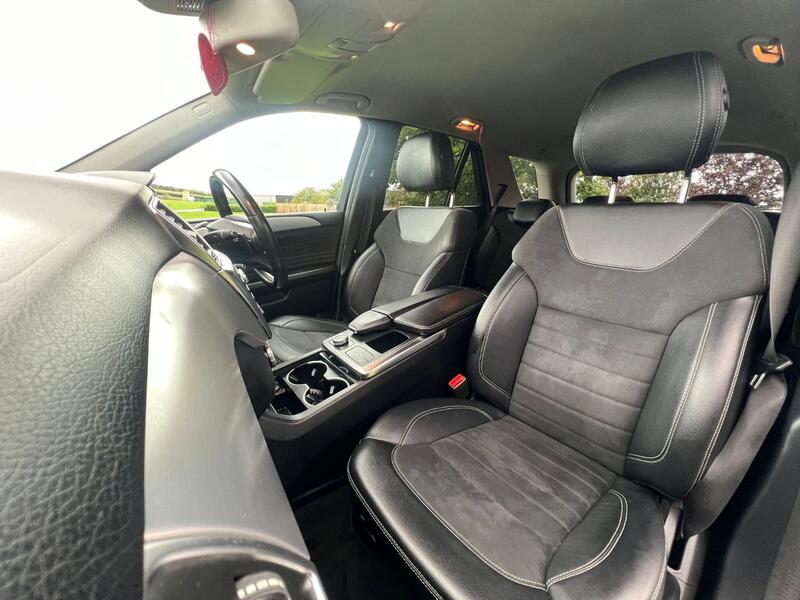 MERCEDES-BENZ M CLASS