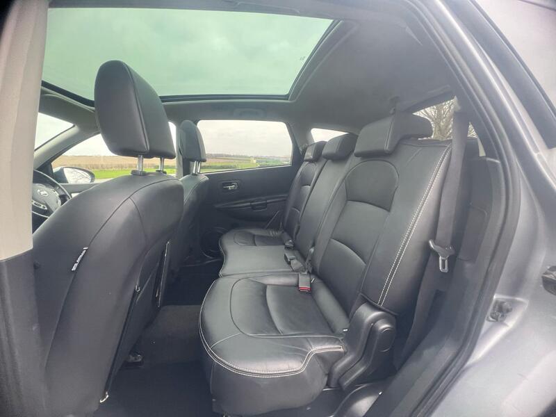 NISSAN QASHQAI+2