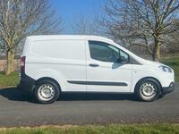FORD TRANSIT COURIER