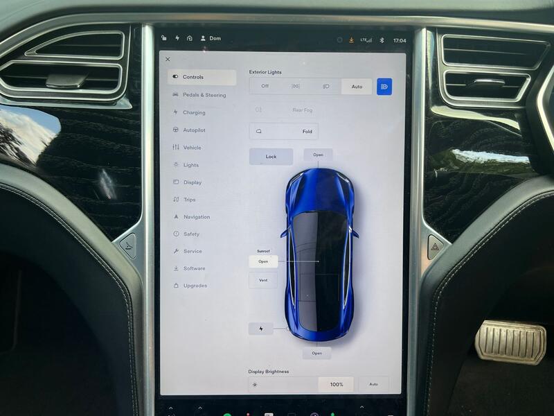 TESLA MODEL S